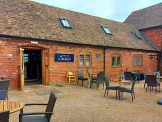 Apley Farm Shop Creamery Cafe