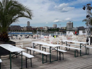 Km 689 Cologne Beach Club