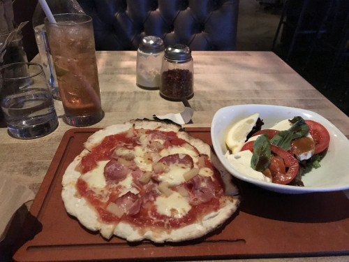 Famoso Neopolitan Pizzeria