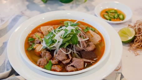 Rare Beef Soup (Bún Bò Bò Tái/Bò Nhúng)