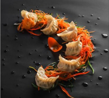 Mix Veg Momos [6 Pcs]