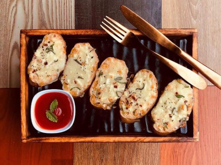 Family Garlic Bread (5 Pcs)