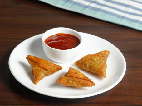 Cocktail Samosa 03Pcs