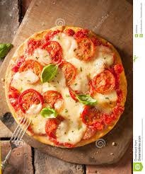 Large Onion Tomato Pizza