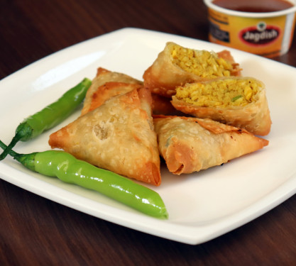 Corn Samosa (5Pcs)