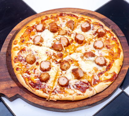 10 Chicken Sausage Pizza