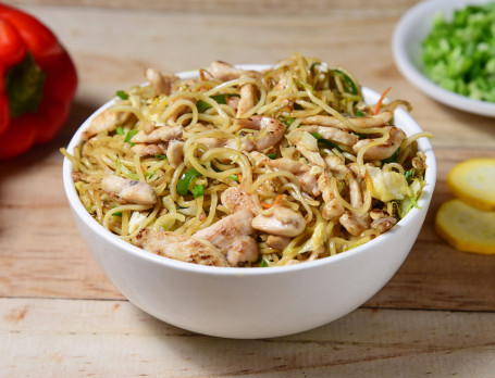 Chicken Chow Mein With Hakka