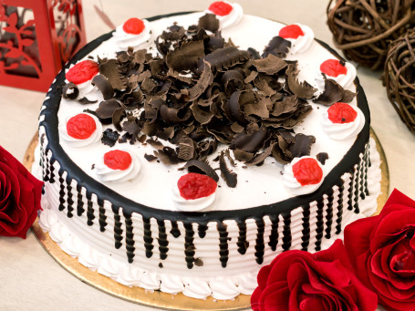 Blackforest Cake (1 Kg)