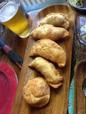 Empanada De Queso Y Cebolla