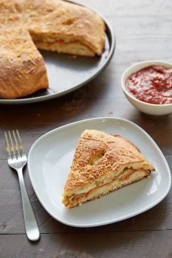 Pizza Calzone Na Hawajach