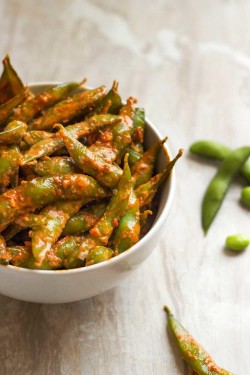 Edamame With Chilli Garlic Salt