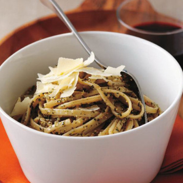 Linguine Z Pesto