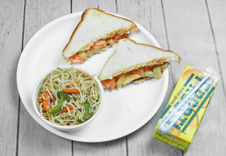 Veg Chow Mein Sandwich Soft Drinks