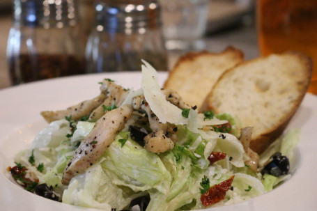 Caesar Di Pollo Salad