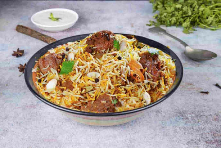 Lucknowi Baranina Dum Biryani (Bez Kości) (1 Porcja)