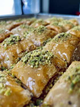 Pista Square Baklava