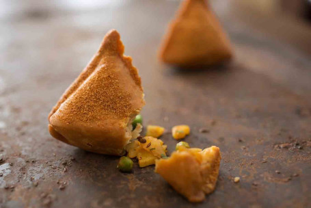 Aloo Masala Samosa (3 Pcs)