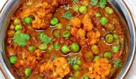 Cauliflower Peas Masala