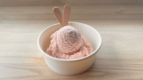 Gelato Strawberry Yoghurt