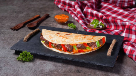 Quesadilla Z Baraniną Bhuna