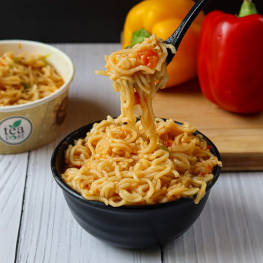 Schezwan Noodles With Cheese