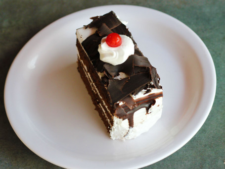 Black Forest Pastry [50 Grams]