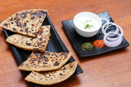 Aloo Paratha Paneer Paratha (Butter)