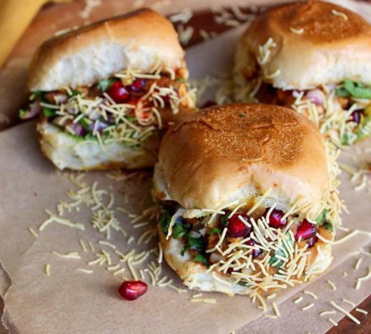 Dabeli Mayonise Puff