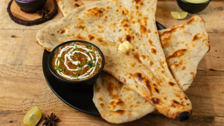 Kadhai Paneer With 2 Butter Naan