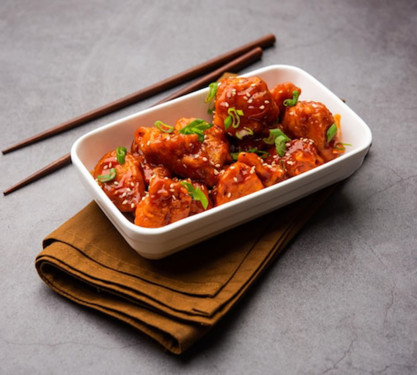 Honey Chilli Paneer Momo