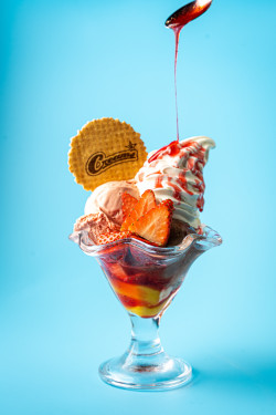 Kremy Knickerbocker Glory