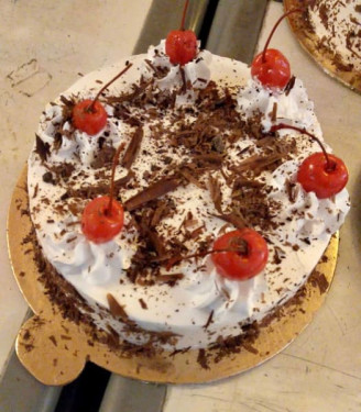 Eggless Black Forrest Cake