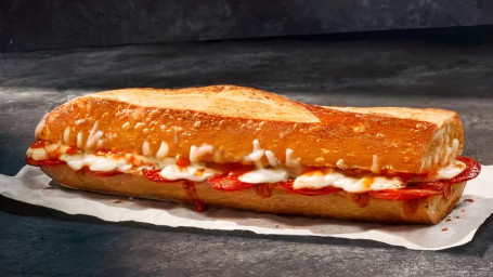 Nowość Pepperoni Mozzarella Melt