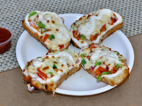 Deluxe Veggie Garlic Bread