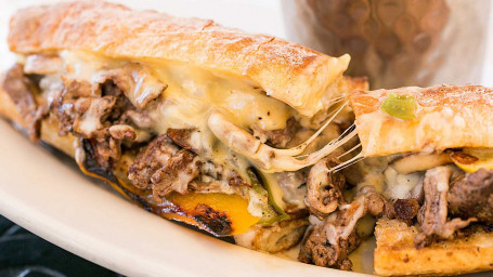 Cheesesteak Kalifornijski