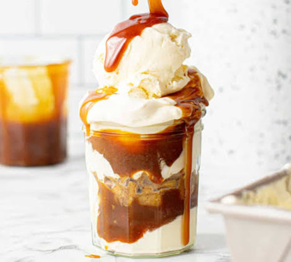 Vanilla Caramel Sundae