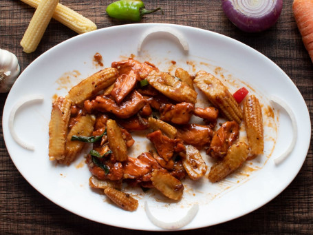 Sliced Chicken In Baby Corn