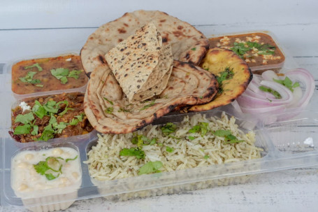 Semi Deluxe Thali.