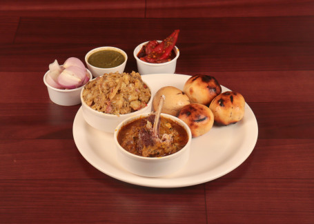 Baati Plain 4 Pcs Mutton Desi Baigan Chokha Bharwa Achar Hari Chutney Onion Vinegar