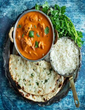 Kadhai Paneer With 2 Tawa Roti