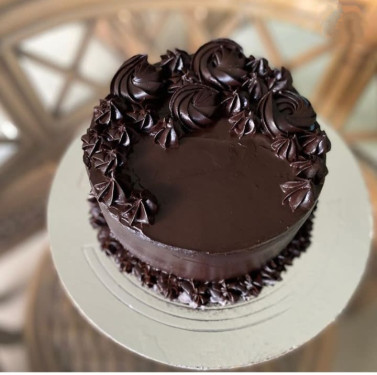 Belgian Chocolate Cake Eggless