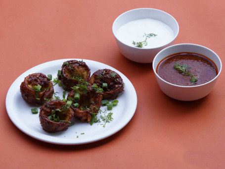 Paneer Momos Garlic Red Hot Sauce