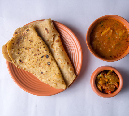 Plain Paratha (2Pcs) And Sabji