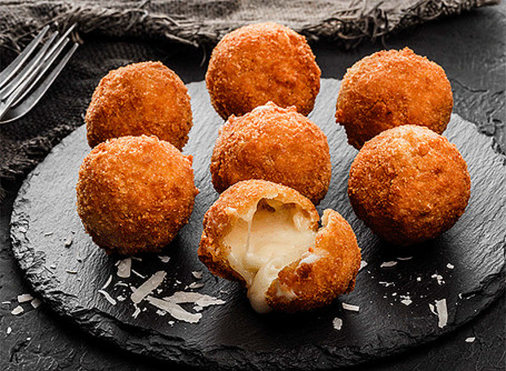 Italian Cheese Fritters