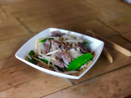 Wok Fried Noodles With Beef (Gf