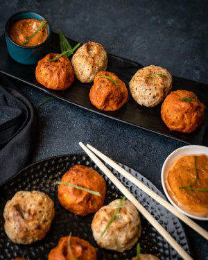 Veg Tandoori Achari Momo 6 Pcs