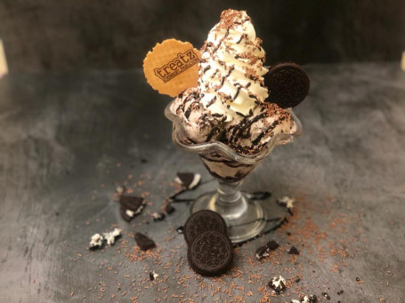 Cookies 'N' Cream Sundae