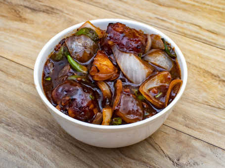 Gravy Veg Manchurian (12 Pcs)