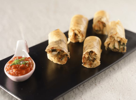 Chicken Cigar Roll 6 Pcs)