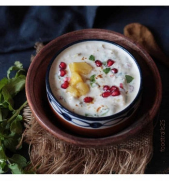 Pineapple Raita (500Ml)